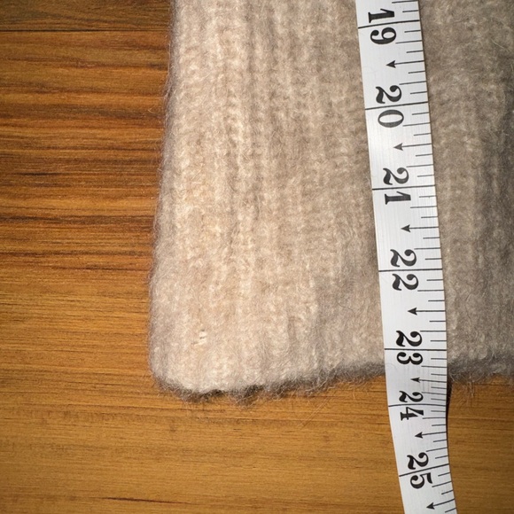 Soft Cashmere Llama Mohair Blend Turtleneck Sweater XS Fuzzy Ribbed Neutral Cozy - Picture 7 of 8